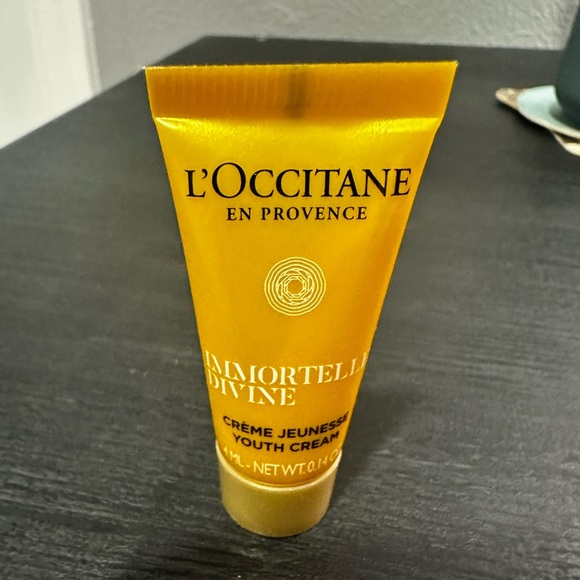 Bundle of FAB Anti-Chafe Stick, Cetaphil Night Cream, L’Occitane Youth Cream - Picture 8 of 11